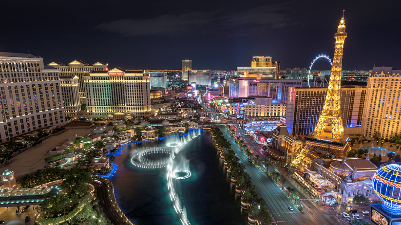 las vegas strip overhead at nighttime