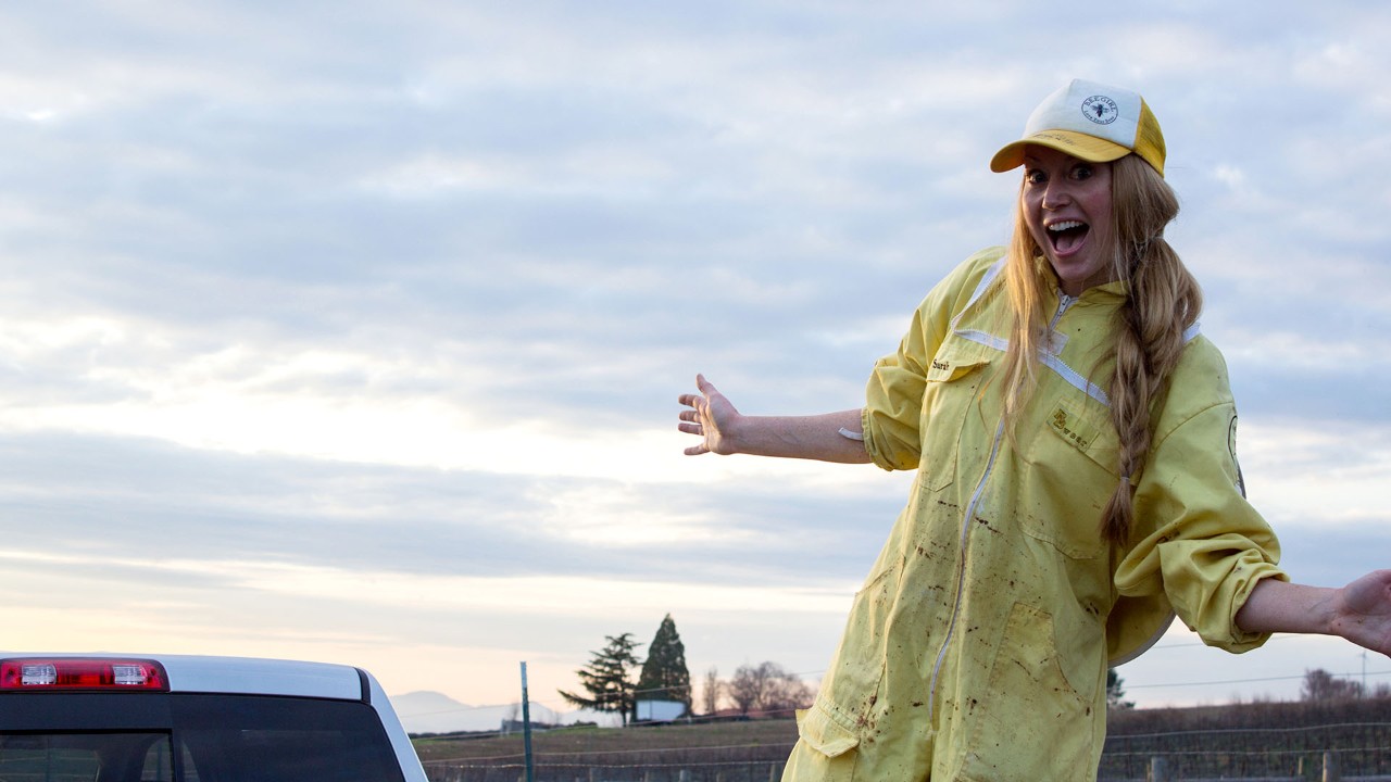 Beekeeper Sarah Red-Laird